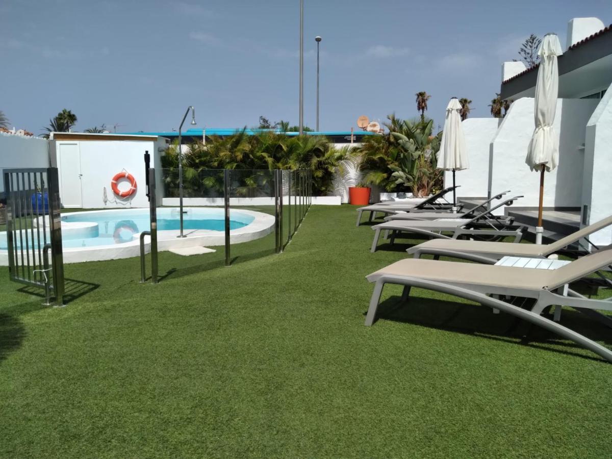 Starboys Gay Resort - Gay Men Only Maspalomas  Zewnętrze zdjęcie