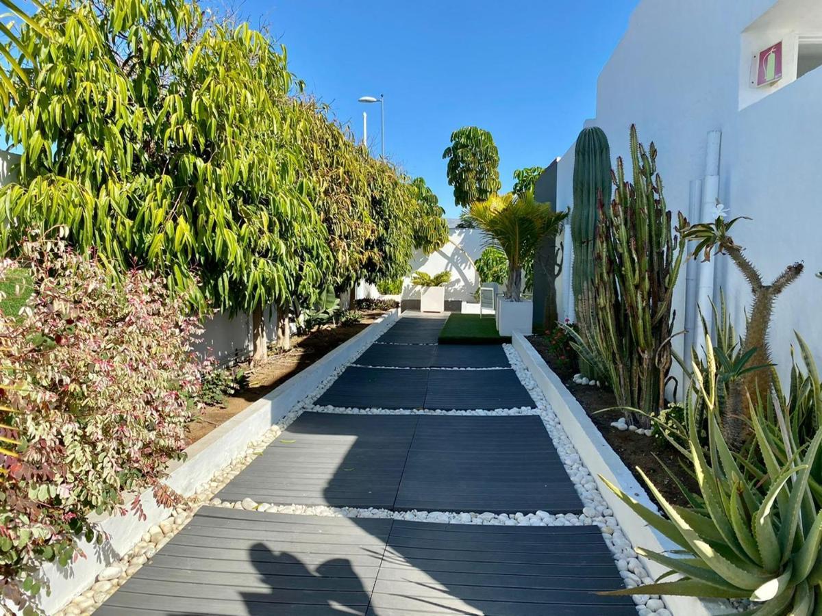 Starboys Gay Resort - Gay Men Only Maspalomas  Zewnętrze zdjęcie